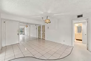 5640 Fairway Park Dr, Boynton Beach, FL 33437 - Photo 11