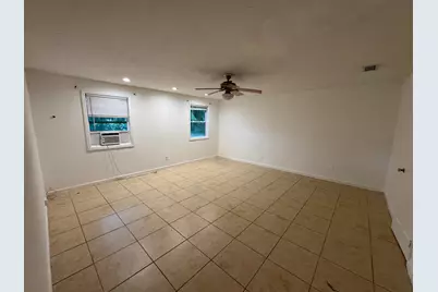 8975 Burma Road, West Palm Beach, FL 33403 - Photo 5