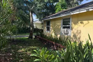8975 Burma Rd, West Palm Beach, FL 33403 - Photo 9