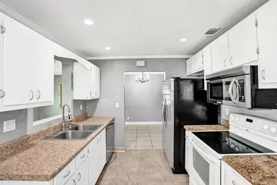 1013 SW 15th Street, Boynton Beach, FL 33426 - Photo 11