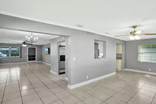 1013 SW 15th St, Boynton Beach, FL 33426 - Photo 15