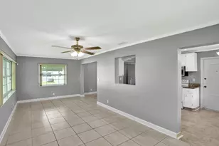 1013 SW 15th St, Boynton Beach, FL 33426 - Photo 13