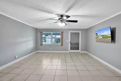 1013 SW 15th Street, Boynton Beach, FL 33426 - Photo 3