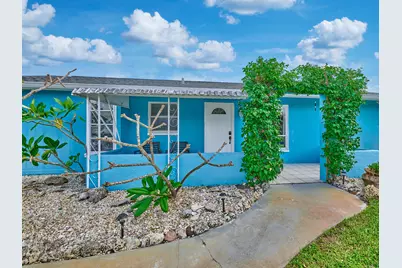 1341 SE Mohave Street, Port Saint Lucie, FL 34952 - Photo 5