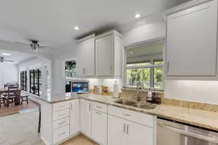 330 W Forest Trail, Vero Beach, FL 32962 - Photo 13
