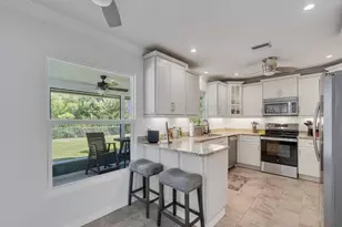 330 W Forest Trail, Vero Beach, FL 32962 - Photo 11