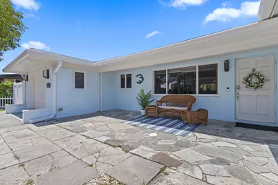 2333 SE 11th Street, Pompano Beach, FL 33062 - Photo 1
