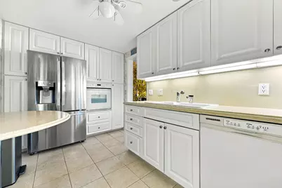 2295 S Ocean Boulevard #517, Palm Beach, FL 33480 - Photo 11