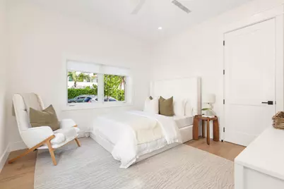 110 Greenwood Drive, West Palm Beach, FL 33405 - Photo 27