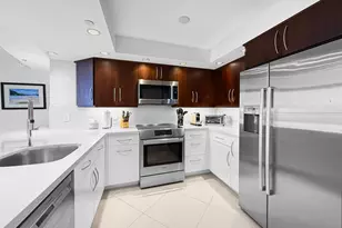 3000 N Ocean Dr, Singer Island, FL 33404 - Photo 5