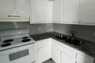 131 Shore Ct, North Palm Beach, FL 33408 - Photo 11
