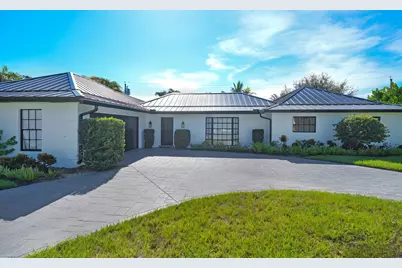 7 SE Paddock Circle, Jupiter, FL 33469 - Photo 1