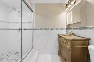 32 Wimbledon Lakes Dr, Plantation, FL 33324 - Photo 17