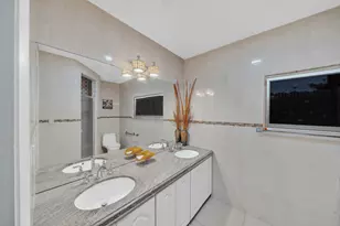 400 E Acre Dr, Plantation, FL 33317 - Photo 37