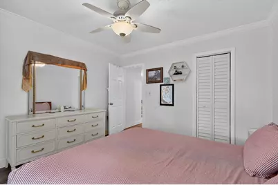415 Greenbriar Drive, West Palm Beach, FL 33403 - Photo 47
