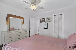 415 Greenbriar Dr, West Palm Beach, FL 33403 - Photo 47