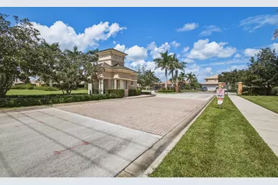 1251 SE Illusion Isle Way, Stuart, FL 34997 - Photo 49