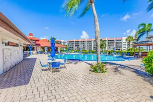 102 Half Moon Cir, Hypoluxo, FL 33462 - Photo 41