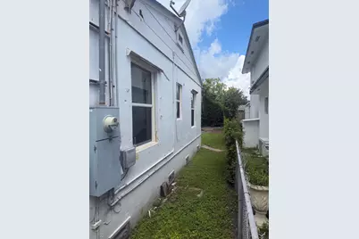 1419 NW 44th Street #1, Miami, FL 33142 - Photo 3
