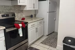 1419 NW 44th St, Miami, FL 33142 - Photo 21