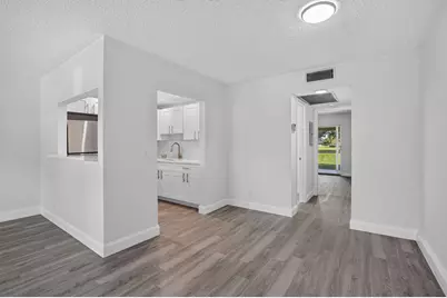 1038 Berkshire B, Deerfield Beach, FL 33442 - Photo 7