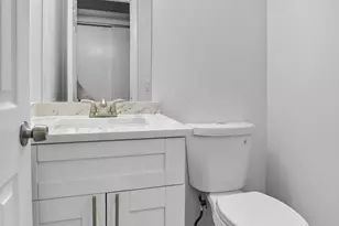1038 Berkshire B, Deerfield Beach, FL 33442 - Photo 11