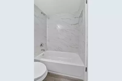 1038 Berkshire B, Deerfield Beach, FL 33442 - Photo 17