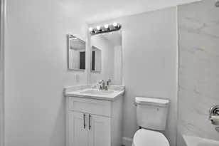 1038 Berkshire B, Deerfield Beach, FL 33442 - Photo 15