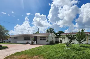 8760 NW 14th St, Pembroke Pines, FL 33024 - Photo 3