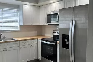 610 NE 29th Dr, Wilton Manors, FL 33334 - Photo 1