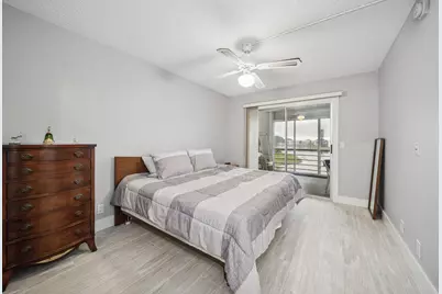 364 Wellington J, West Palm Beach, FL 33417 - Photo 11