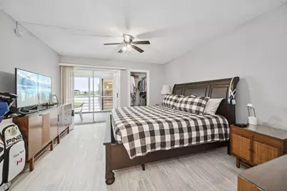 364 Wellington J, West Palm Beach, FL 33417 - Photo 7