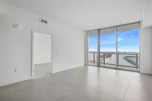 1400 Biscayne Blvd, Miami, FL 33132 - Photo 9