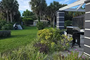12231 Areaca Dr, Wellington, FL 33414 - Photo 13