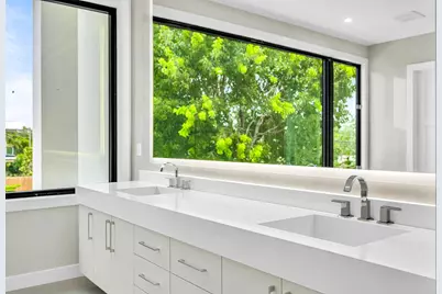 445 NE 11th Avenue, Fort Lauderdale, FL 33301 - Photo 43