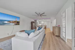 2330 NE 36th St, Lighthouse Point, FL 33064 - Photo 17
