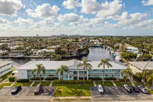 2330 NE 36th St, Lighthouse Point, FL 33064 - Photo 3