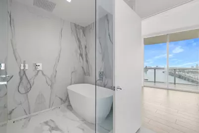 1400 Biscayne Boulevard #2904, Miami, FL 33132 - Photo 13