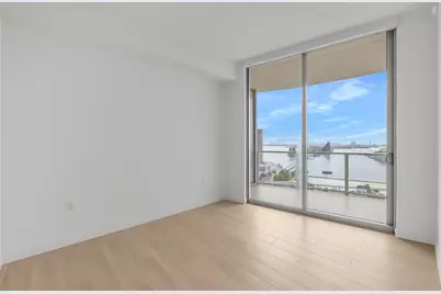 1400 Biscayne Boulevard #2904, Miami, FL 33132 - Photo 9