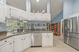 117 Hemingway Ct, Royal Palm Beach, FL 33411 - Photo 7