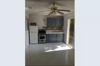 660 Long Island Avenue, Fort Lauderdale, FL 33312 - Photo 1