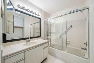 10101 Mangrove Dr, Boynton Beach, FL 33437 - Photo 23