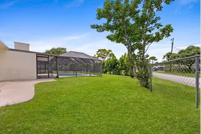 6873 S Plymouth Drive S, Lake Worth, FL 33462 - Photo 37
