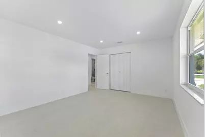 6873 S Plymouth Drive S, Lake Worth, FL 33462 - Photo 19