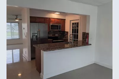 114 SW 10th Street, Boynton Beach, FL 33426 - Photo 5