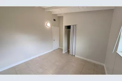 1553 NW 15th Terrace, Fort Lauderdale, FL 33311 - Photo 9