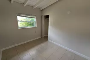 1553 NW 15th Terrace, Fort Lauderdale, FL 33311 - Photo 5