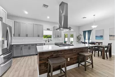 902 NW 9th Avenue, Boynton Beach, FL 33426 - Photo 13