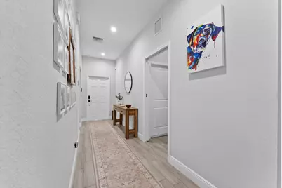 902 NW 9th Avenue, Boynton Beach, FL 33426 - Photo 7