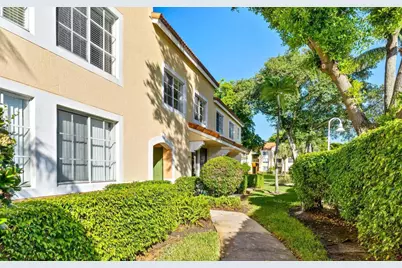 103 Yacht Club Way #104, Hypoluxo, FL 33462 - Photo 21